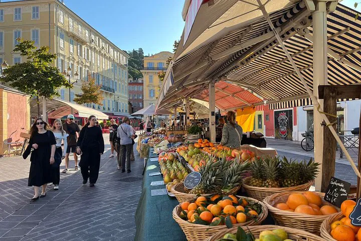 Nice Old Town Walking Tour: Taste of History & Hidden Gems