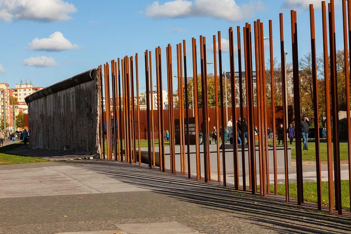 Unveiling Berlin's Divided Past: A Wall Tour of Fates and Love