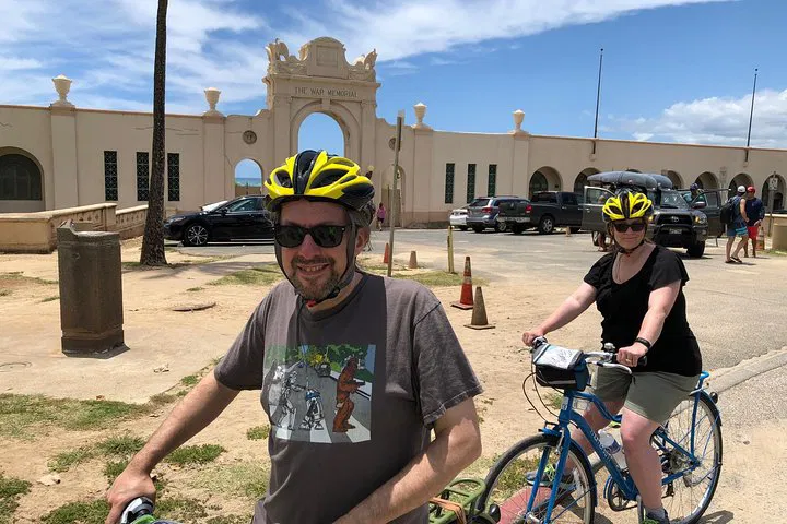 Oahu's Culinary Bike Adventure: Taste Paradise on Two Wheels!
