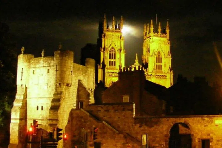 Uncover York's Dark Secrets: A Personalized Ghostly Adventure
