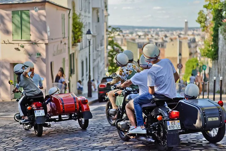 Parisian Panache: Vintage Sidecar Motorcycle Tour of the City of Lights
