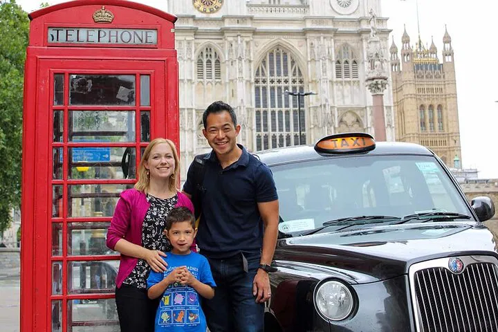 Iconic London Taxi Tour: See Hidden Gems & Top Sights