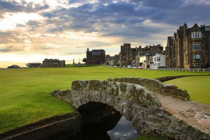 Explore St Andrews & Fife: A Luxurious Private Driving Tour