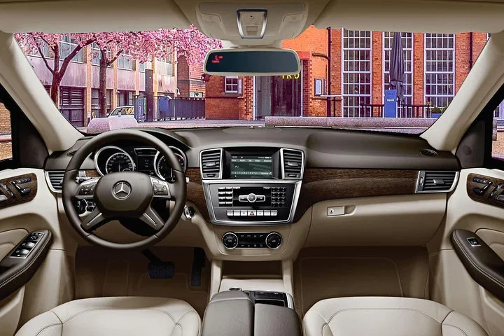 Stress-Free Birmingham Airport Transfer: Your Private City Ride
