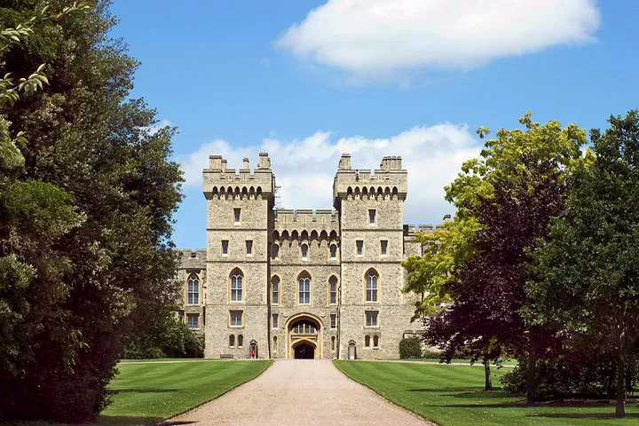 Windsor, Stonehenge & Oxford Day Trip: Book Now!