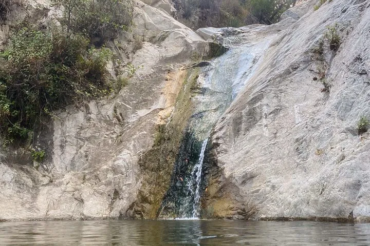 Hike to Angeles Forest Waterfall: A Nature Escape!