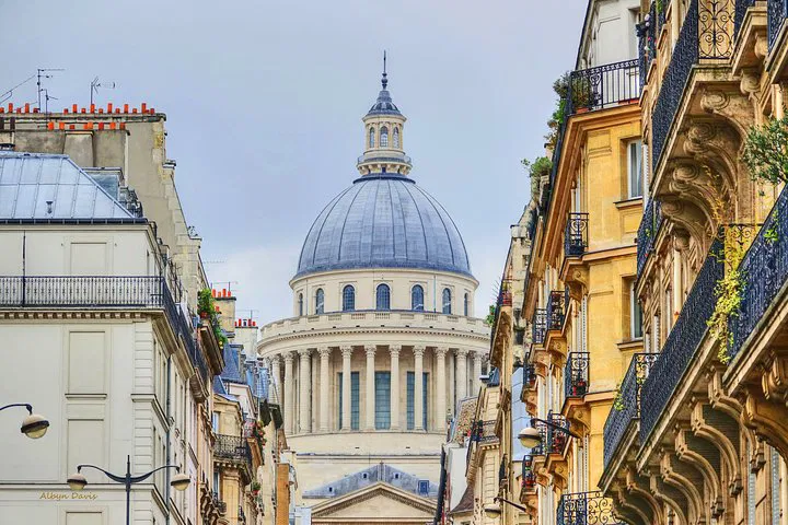 Discover Paris's Latin Quarter: A Local's Immersive Private Tour