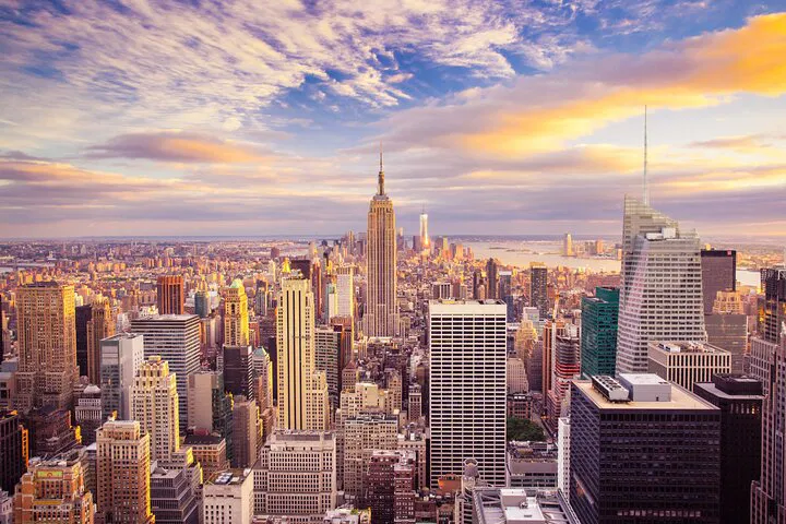 NYC Icons: A Whirlwind 5-Hour Car Tour of Liberty & Empire!