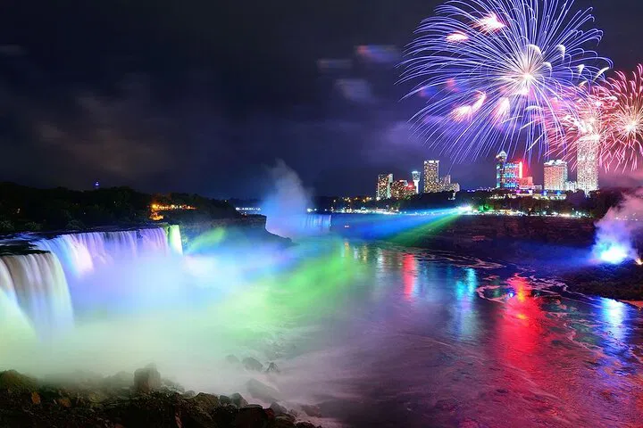 Niagara Falls Night Tour: Dinner, Fireworks Cruise & More!
