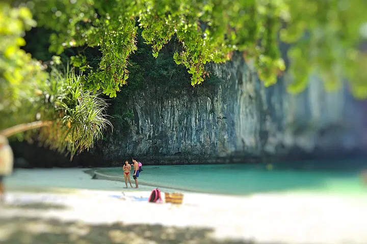 Koh Hong Private Speedboat Tour from Krabi