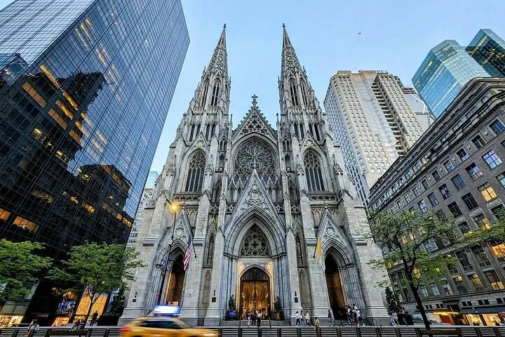 Fifth Avenue's Finest: A Luxurious Landmark Adventure