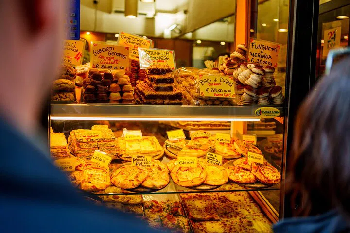 Genoa's Hidden Gems: A Walking Tour with Local Flavors