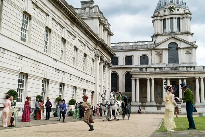 Bridgerton Greenwich: Private Walking Tour of Film Sites