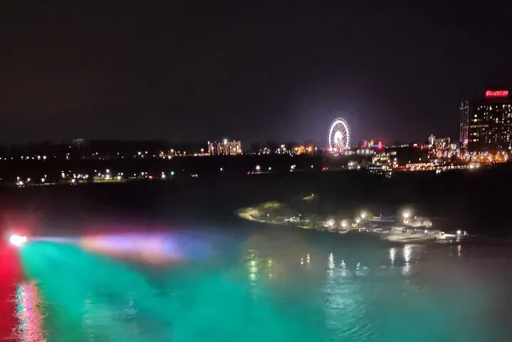 Niagara Falls After Dark: Exclusive Cave of the Winds Night Tour
