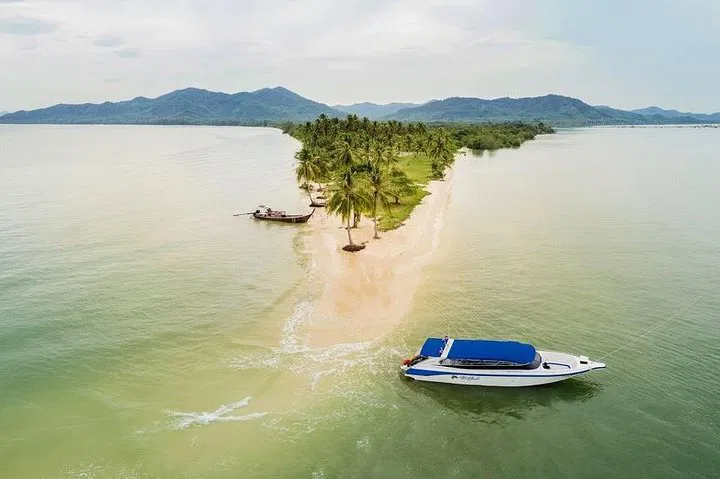 Phang Nga Sunrise: Beat the Crowds to James Bond Island!