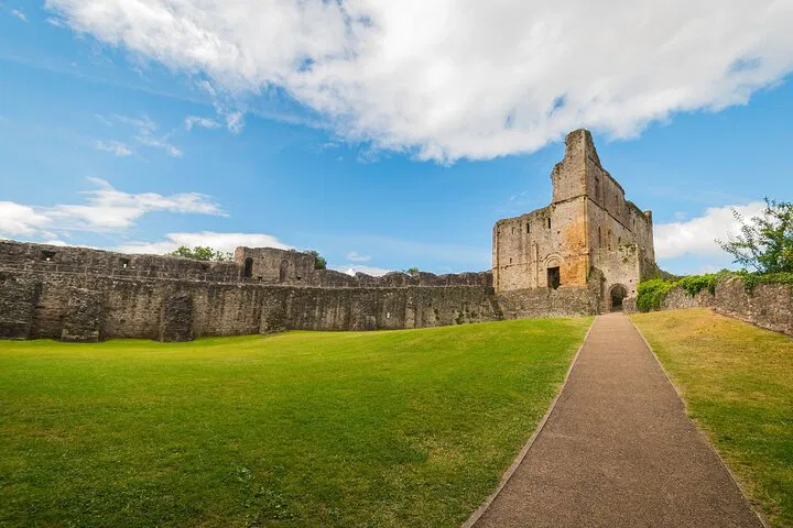 Cardiff: 5 Castle, Abbey & Roman Ruins Day Trip
