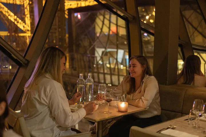 Parisian Elegance: Late Dinner at Eiffel Tower's Madame Brasserie