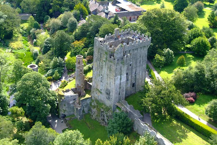 Car-Free Ireland: 7-Day Rail & Ferry Adventure from London